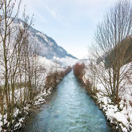 Appartement Golden Lodges Close To The Ski Lift *