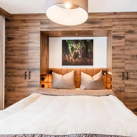 Golden Lodges Close To The Ski Lift * Rauris