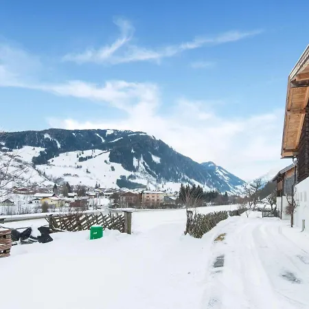 Golden Lodges Close To The Ski Lift Appartement Rauris