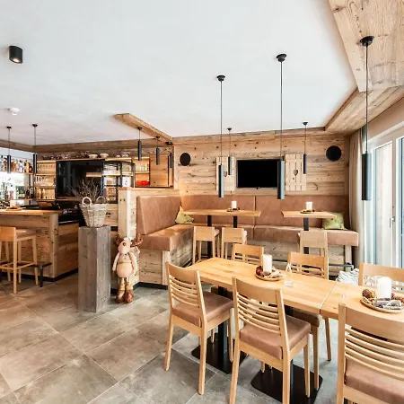 Golden Lodges Close To The Ski Lift