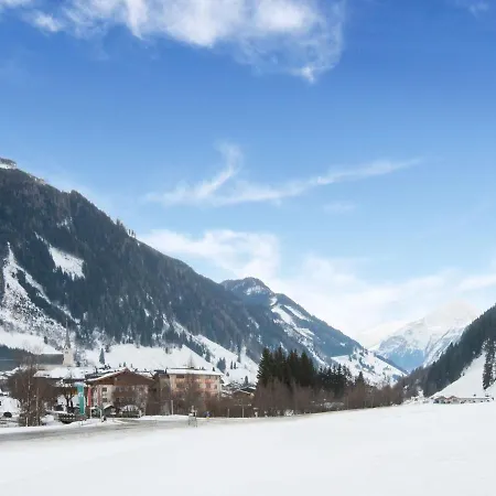 Appartement Golden Lodges Close To The Ski Lift